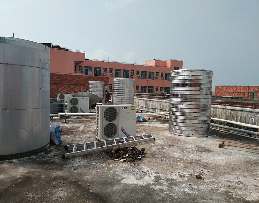 5e0462a9a4bf4.jpg 外國語學院11.jpg